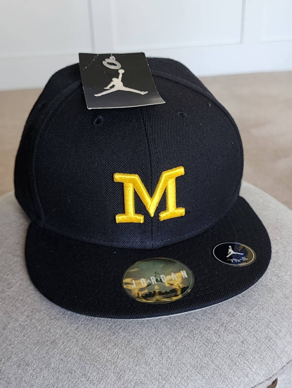 Men's Jordan Brand Navy Michigan Wolverines Throwback Fitted Hat